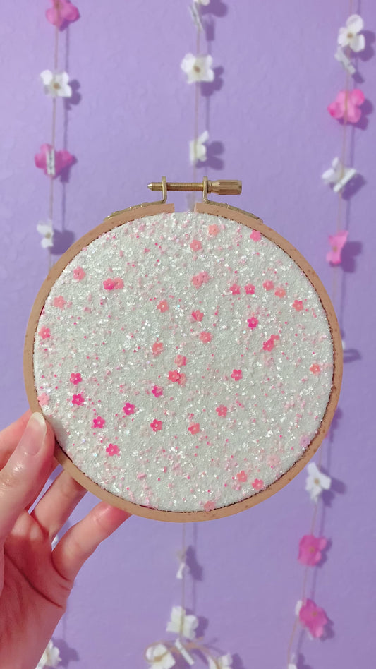 BLOOMING YOUTH | Pin Hoop Display